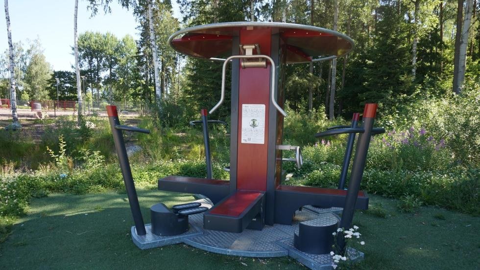 Rajatorpan ulkokuntoilupaikka