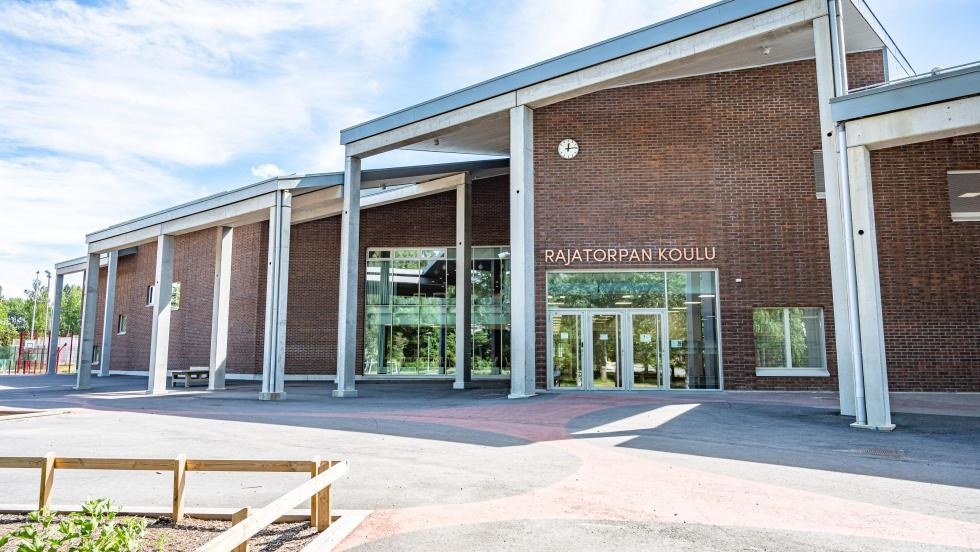 Rajatorpan koulu